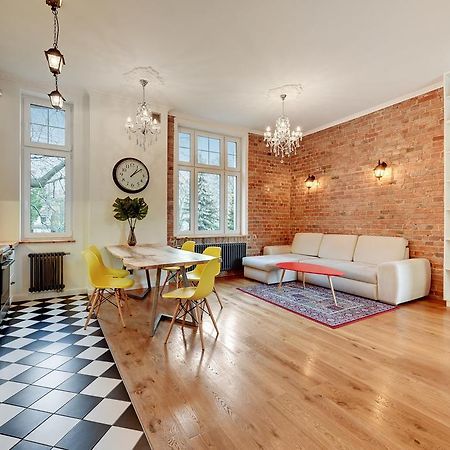 Lion Apartments - Family Stay Sopot Esterno foto